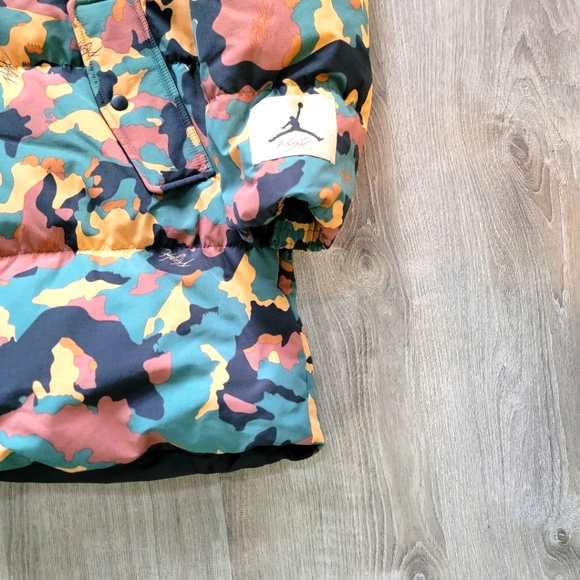 BRAND NEW Jordan Flight Heritage Camo Down Parka Men's Size: XL - Picture 3 of 12